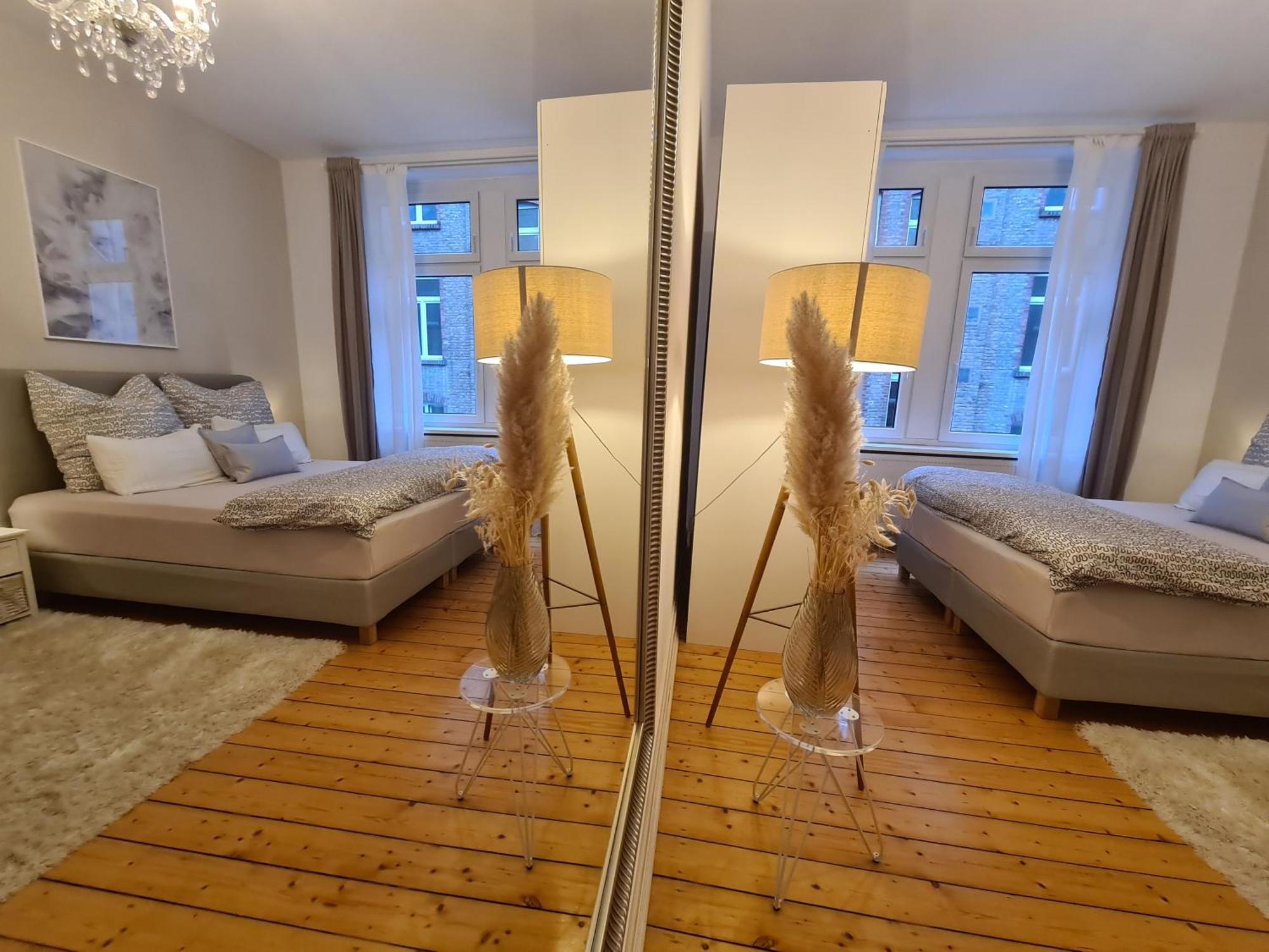 Home Away From Home Stylish Central Netflix Kitchen Wiesbaden Ngoại thất bức ảnh