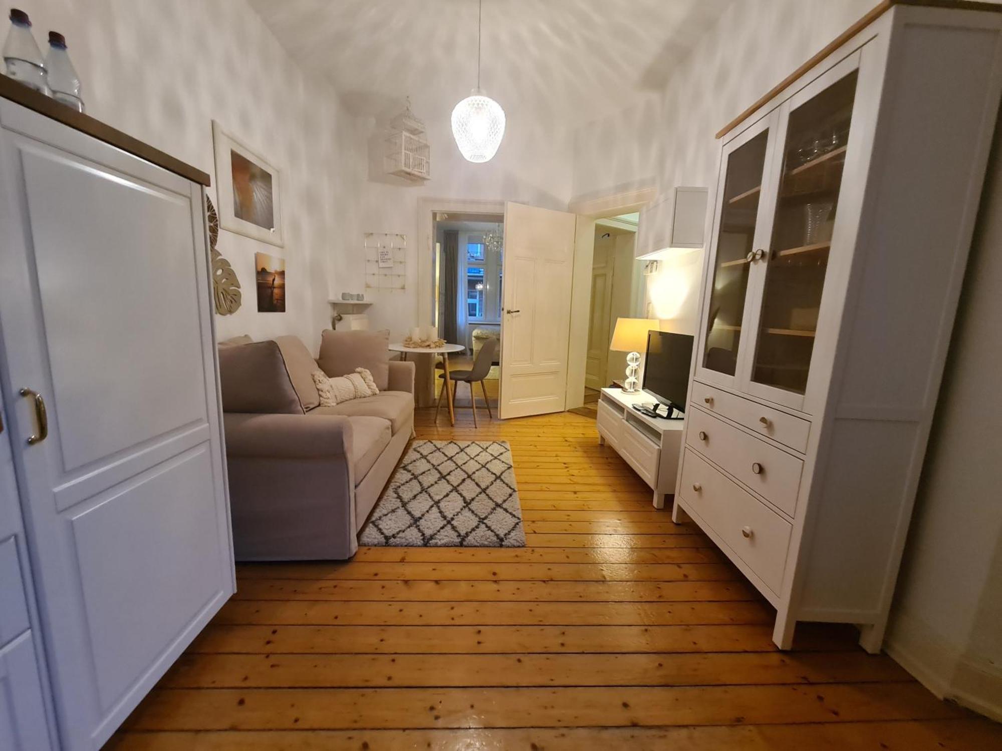 Home Away From Home Stylish Central Netflix Kitchen Wiesbaden Ngoại thất bức ảnh